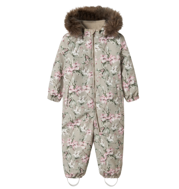 NAME_IT_zieminis-kombinezonas-rusvas-gelytes-mergaitei-neperslampantis NAME IT žiemos kombinezonas "Kreminiai žiedai"