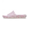 crocs-sneakers-pink-crocodiles Crocs™ Classic Duke Print Slide v2 šlepetės (Rožinės)