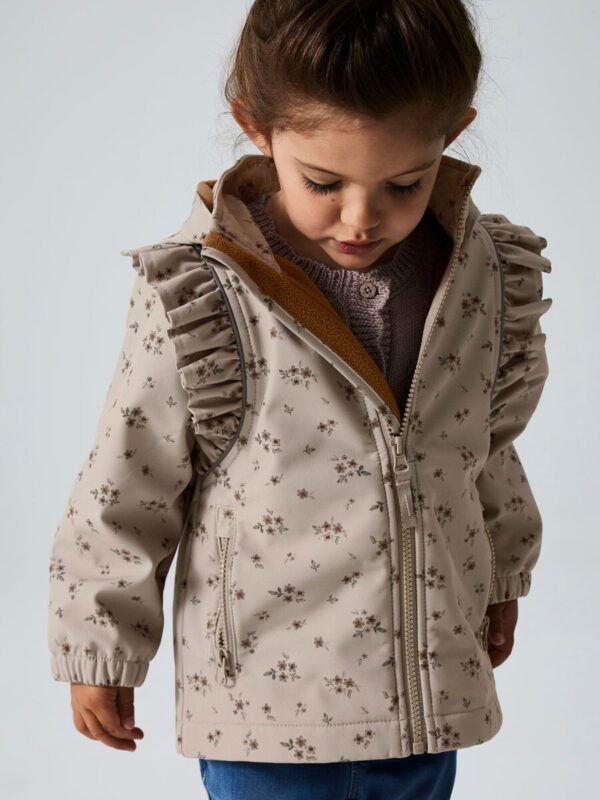 NAME_IT_softshell-striuke-mergaitei-rusva NAME IT Softshell striukė "Rusva pieva"