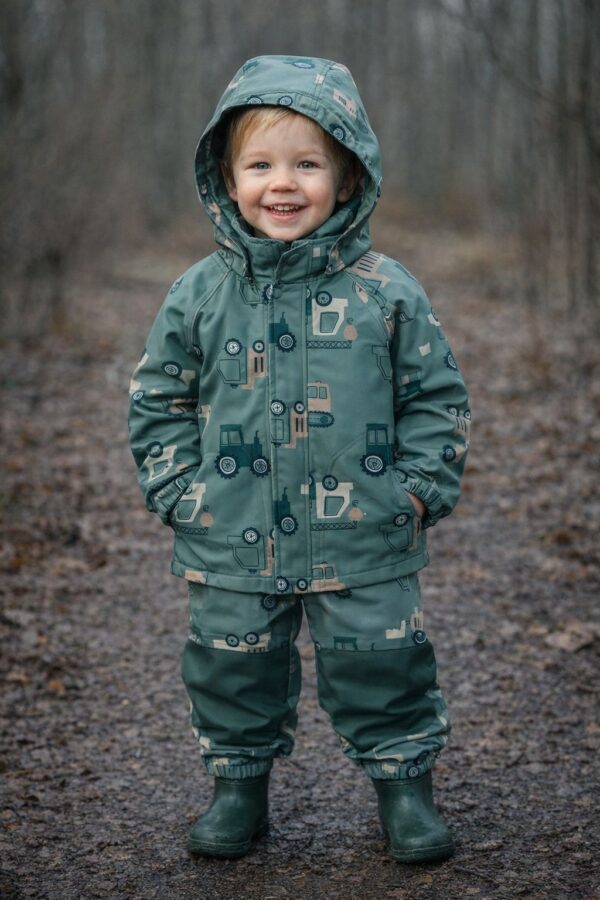 softshell-komplektukas-berniukui-naujiena NAME IT Softshell kelnių ir striukės komplektas "Traktoriukas"