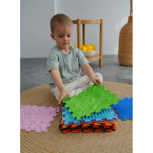 Masažo ortopedinis kilimėlis Ortek Dinosauro dėlionė (10 elementų + 6 trikampiai)