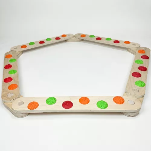 Balansavimo takas su masažo elementais ir balanso lenta