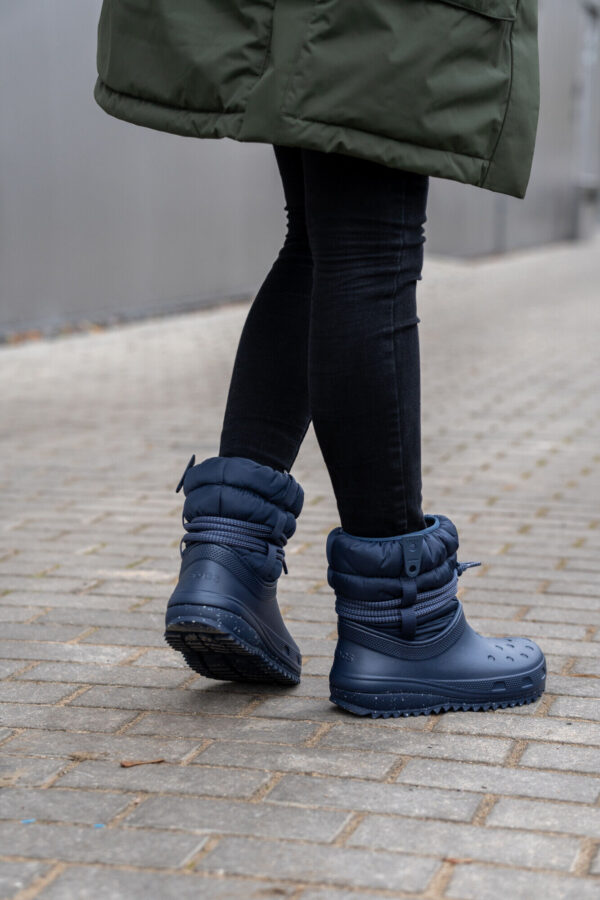 Crocs™ Classic Neo Puff Shorty Boot Women's Navy