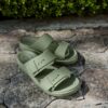 Crocs™ BROOKLYN BUCKLE LOW Cargo