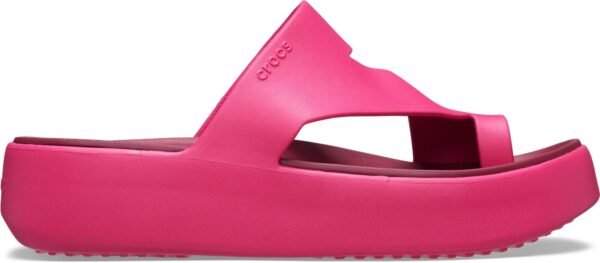 0b05315842acff55337c5f6d27cb2fd3-1 Crocs™ GETAWAY PLATFORM TOE LOOP Dragon Fruit