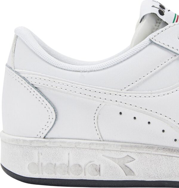 0b8ce13533ff5b0f34fce1ea7b69ea53 DIADORA Magic Basket Low Icona 179296 White/White/White
