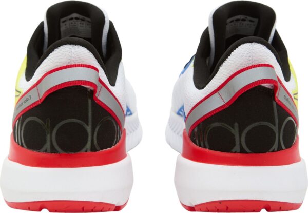 16e6f08d237d051857aa80058c70463e DIADORA Mythos Blushield Volo 3 White/Black/Yellow Fluo