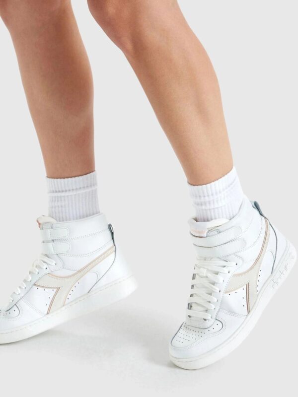 221dbcc7887537c1928ef8c73739f289 DIADORA Magic Basket Mid Leather Wn White/Lilac Marble