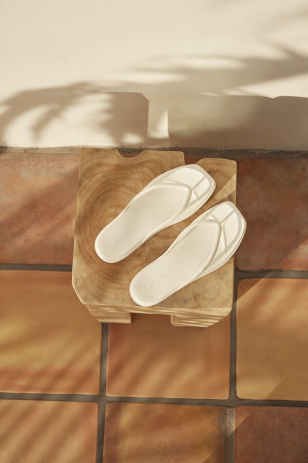 Crocs™ MIAMI FLIP Chalk