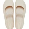 Crocs™ Brooklyn Flat Kid's Stucco