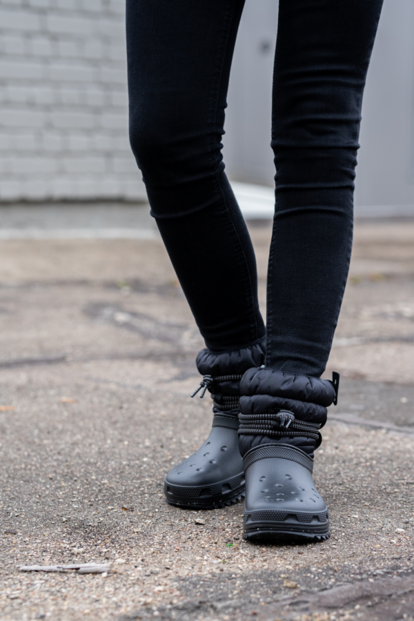 Crocs™ Classic Neo Puff Luxe Boot Women's Black