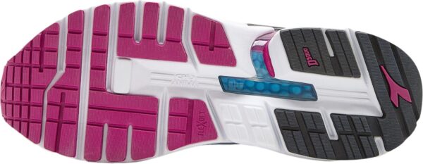 2b7b7957811789dde909029744506cb2 DIADORA Mythos Blushield Vigore Women's Silver Dd/Black/White