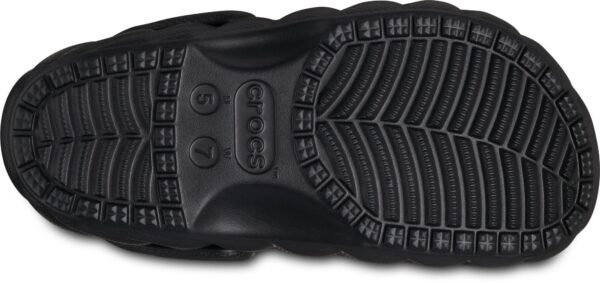 Crocs™ CLASSIC LINED OVERPUFF CLOG Black