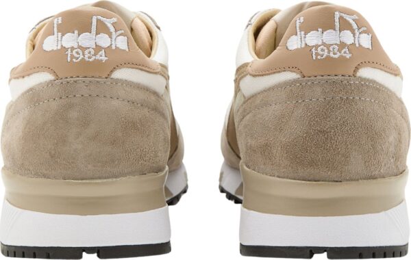 2e57baa58523ee8b22a8ba839dac6631 DIADORA Trident 90 C Sw White/Putty