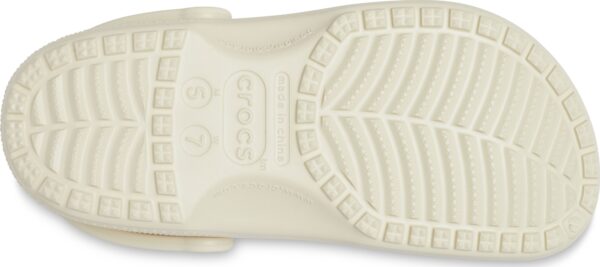 33aeb60ed2782f8e70a6cb0248a59489 Crocs™ Classic Bone