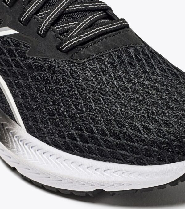 394cad01d7b753040bda500a631b48b9 DIADORA STRADA W Black/White (C7406)