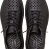 41d4b0aa20e38d93890e3435f37059a3 Crocs™ INMOTION PACER MEN'S Black/Black