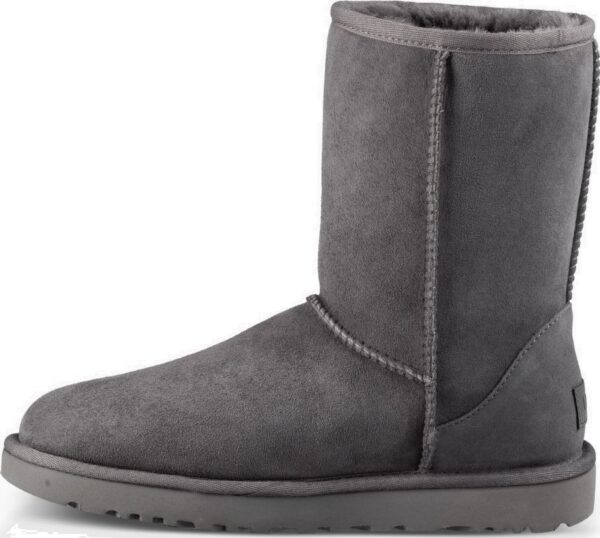 UGG Classic Short Grey