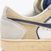 4d98d75890c94133544bbf64dda2f938 DIADORA Magic Basket Low Suede Leather Super White/Marlin