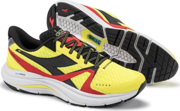 50cc1c305a18d018ea7583637e757255 DIADORA Mythos Blushield 8 Vortice Yellow Fluo Dd/Blk/Fiery Red