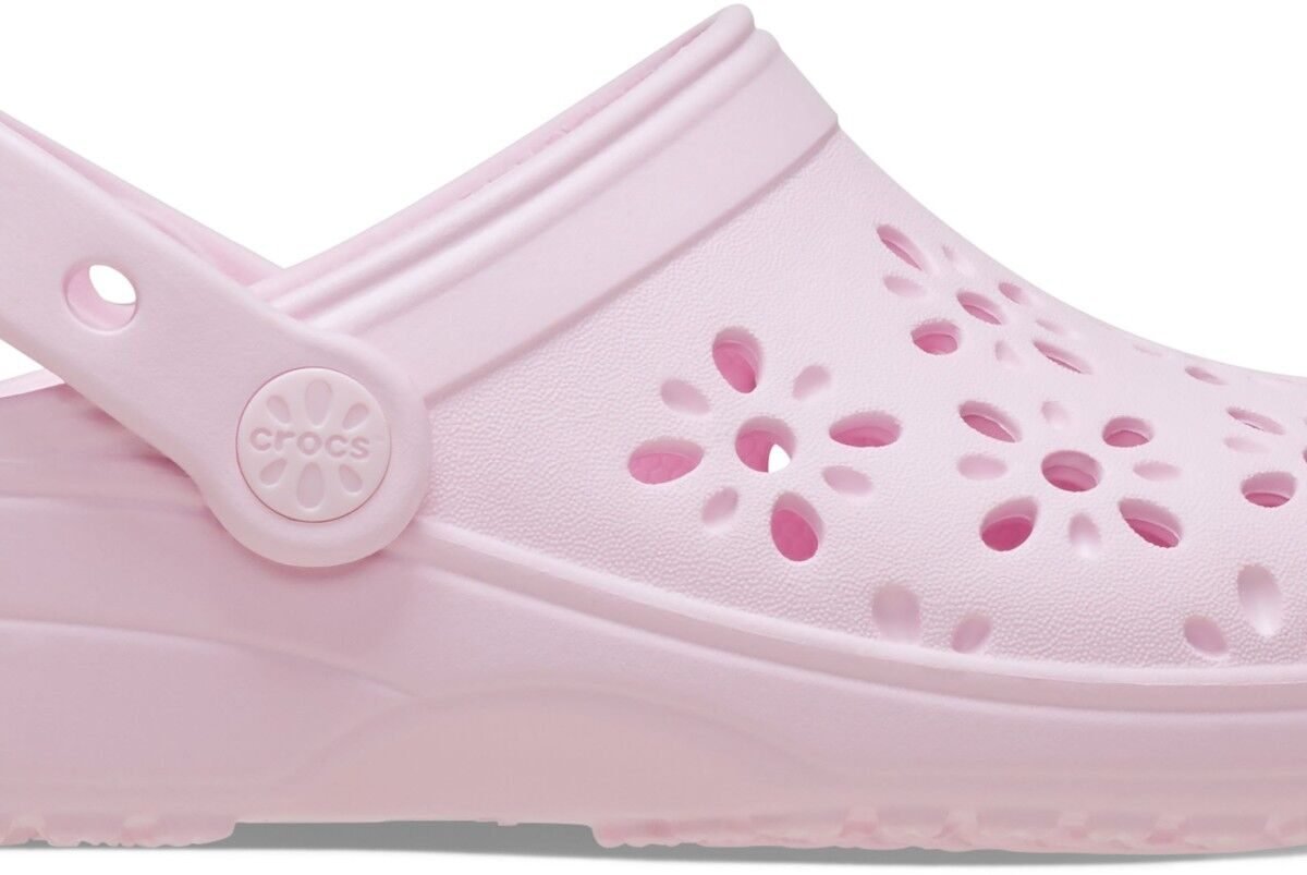 51e0ea53a9eb479d8e10469226462d25-1 Crocs™ CLASSIC FLORAL CUT OUT CLOG KID'S Pink Milk