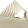563c3a2c4d88a12f86b735a30edc42d2 Crocs™ GETAWAY GROOVE PLATFORM HSTRAP Sandstone