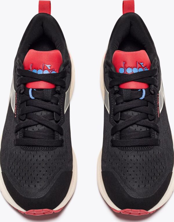 582ef566c8170e5445db335f3c5711ec DIADORA Mythos Blushield Vigore 2 W Black/Cayenne Red