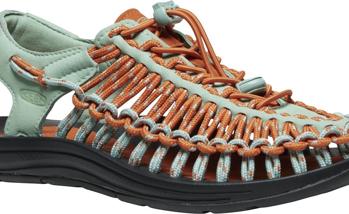 5cee7a964363479584966c0666d34c01 Keen UNEEK WOMEN Granite Green/Gold Flame