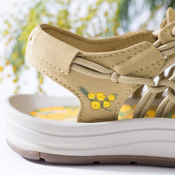 5d8c319db0f97ba2476c9c349fdf8987 Keen UNEEK WOMEN Mimosa 2