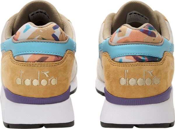 66b723fd26382a339b86c37dd98e4bed DIADORA V7000 Camo Light Gray/Oak Buff