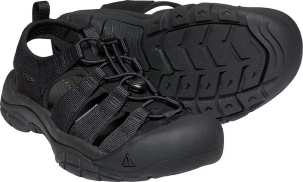 6ff5bcf92bac52893262a030a8c43385 Keen NEWPORT H2 MEN Triple Black