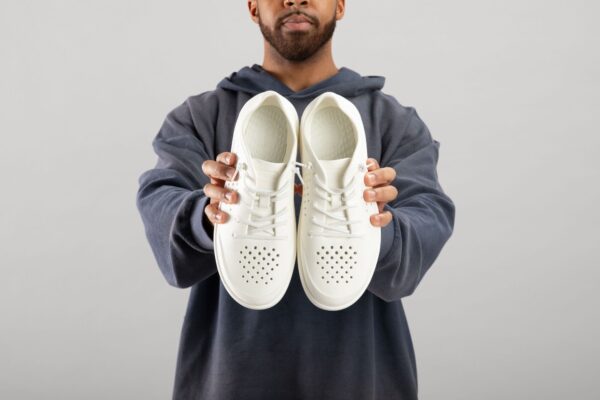 7d88557505878d0a219dd9ee0de5b551 Crocs™ INMOTION PACER MEN'S White/Moonlight
