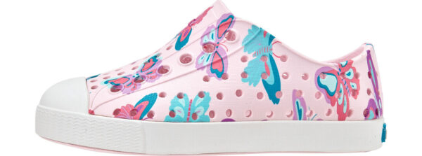 NATIVE Jefferson Print Child Milk Pink/Shell White/Flutter Friends