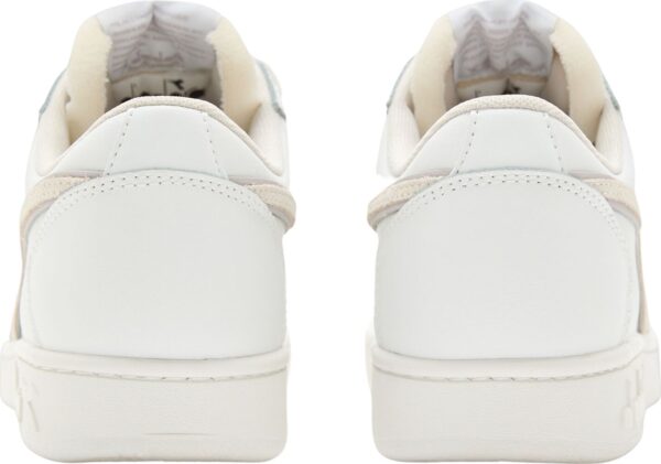 8788ae1400398eefc36e8c6caee41c63 DIADORA Magic Basket Low Leather Wn White/Lilac Marble