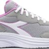 890b87fd9d74f17913faaa18f01db2b6 DIADORA EAGLE 7 W Silver DD/White C1379