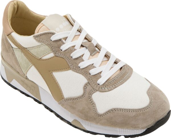 9238129a5040480fb8cacfda8513ef88 DIADORA Trident 90 C Sw White/Putty