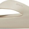 Crocs™ Getaway Platform Flip Stucco