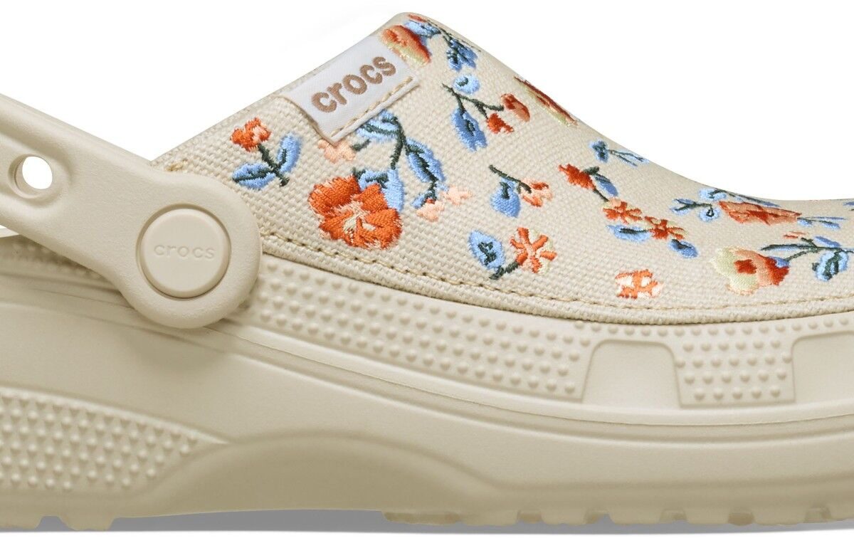 95958090e66d7e573e4483cd8246fa05 Crocs™ Classic Crafted Floral Clog Frappe