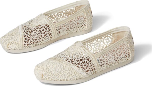 a5607af7ae47b5fcbd6a59932c3fedab TOMS Moroccan Crochet Women's Classic Alpargata Natural 10016241