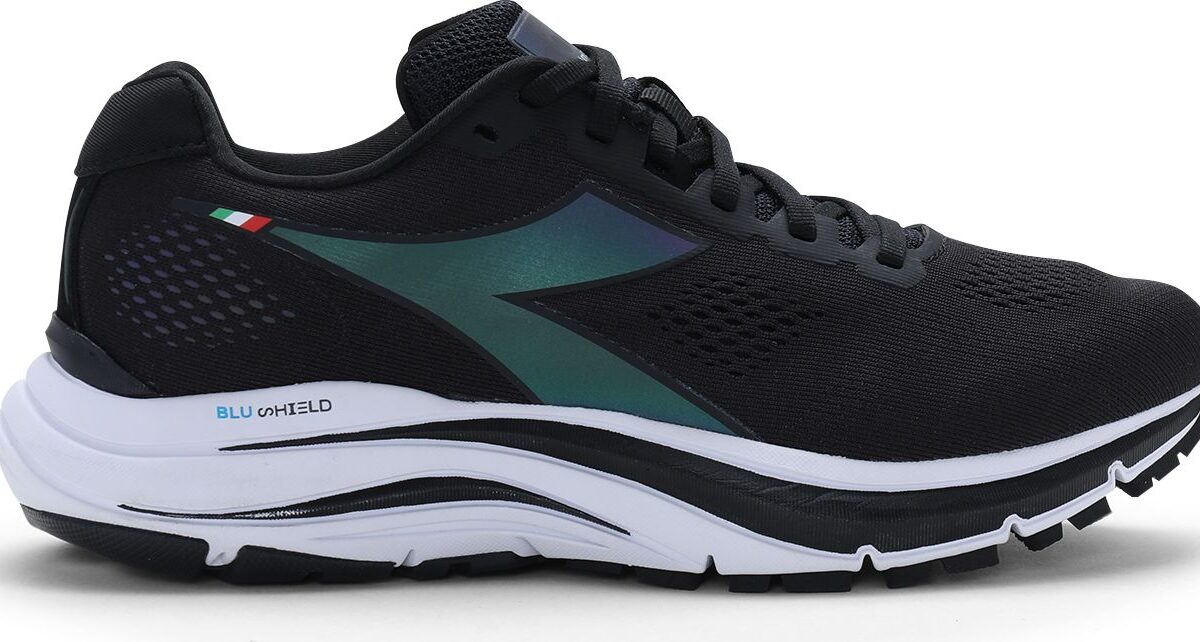 DIADORA Mythos Blushield 7 Vortice Hip Women's Black/White (C7406)