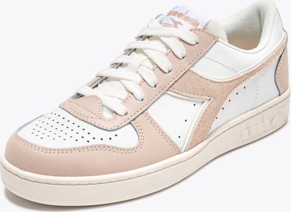 ad11564243d7ef2f0997f38d3a078c80 DIADORA Magic Basket Low Leather Wn White/Whisper Pink
