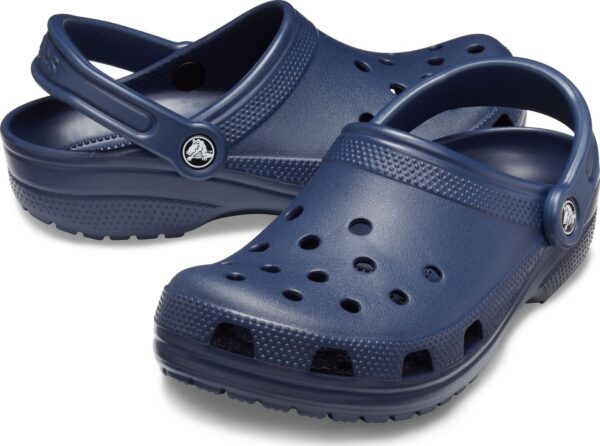 b17e2b8a286a50448cdb318d3c5cf0f8 Crocs™ Classic Navy