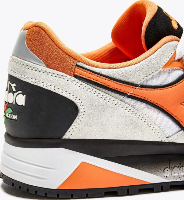 b29fcd9dd8ee52dc0c54de0f32fbcaf8 DIADORA N9002 Nectarine /Super White
