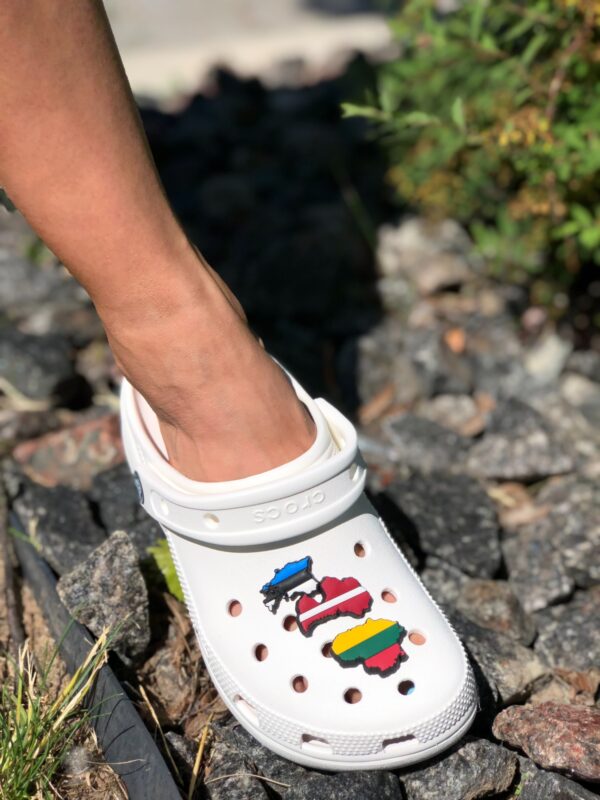 b4c1fbbaffe66742c2e489f125ec6277 Crocs™ Crocs LITHUANIAN FLAG G0451403-MU Crocs LITHUANIAN FLAG G0451403-MU