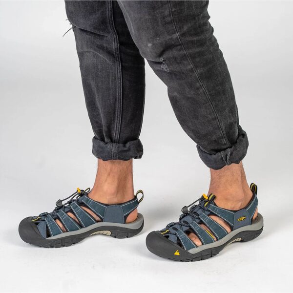 b725012e26ca86c5036a9afa2c831fd0 Keen NEWPORT H2 MEN Navy/Medium Gray