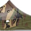 b984ebddea63fd50397584607e473652 Crocs™ Saturday Camouflage Slide Men's Army Green/Multi