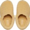 Crocs™ Classic Cozzzy Slipper Kid's Wheat