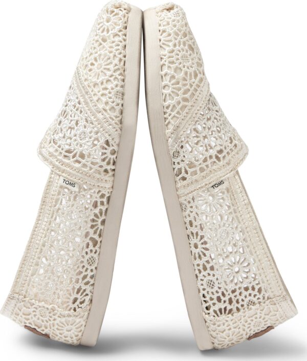 c6ba399aa3737b1a16c329b1adcc9477 TOMS Moroccan Crochet Women's Classic Alpargata Natural 10016241