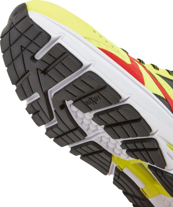 d5c995b35657563e2368f55771838aad DIADORA Mythos Blushield 8 Vortice Yellow Fluo Dd/Blk/Fiery Red