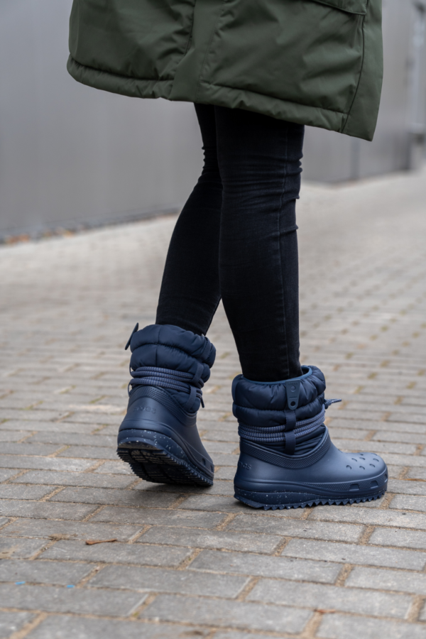 Crocs™ Classic Neo Puff Shorty Boot Women's Navy
